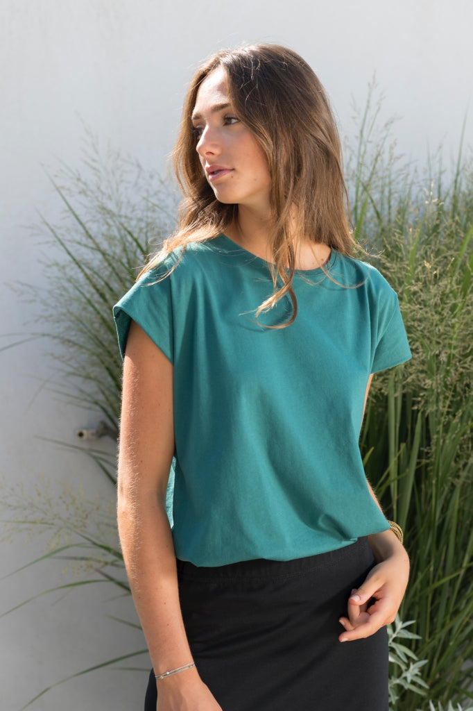 Tee shirt femme manche courte rock court et ample en coton bio GOTS éco responsable sans couture oversize col rond bleu vert bleu canard