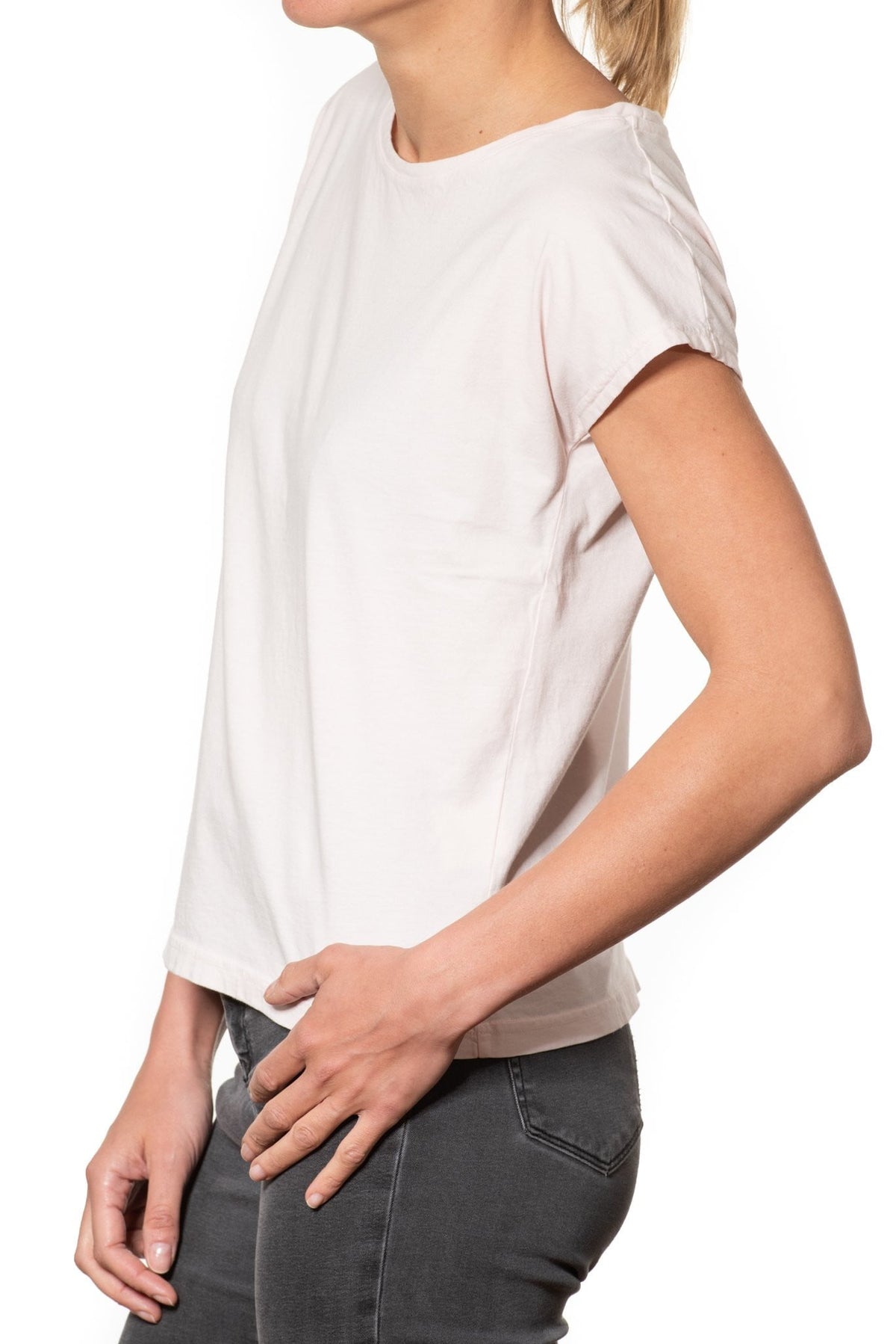 T shirt coton bio eco responsable femme col rond evase manche courte forme ajustée rose pale uni suny