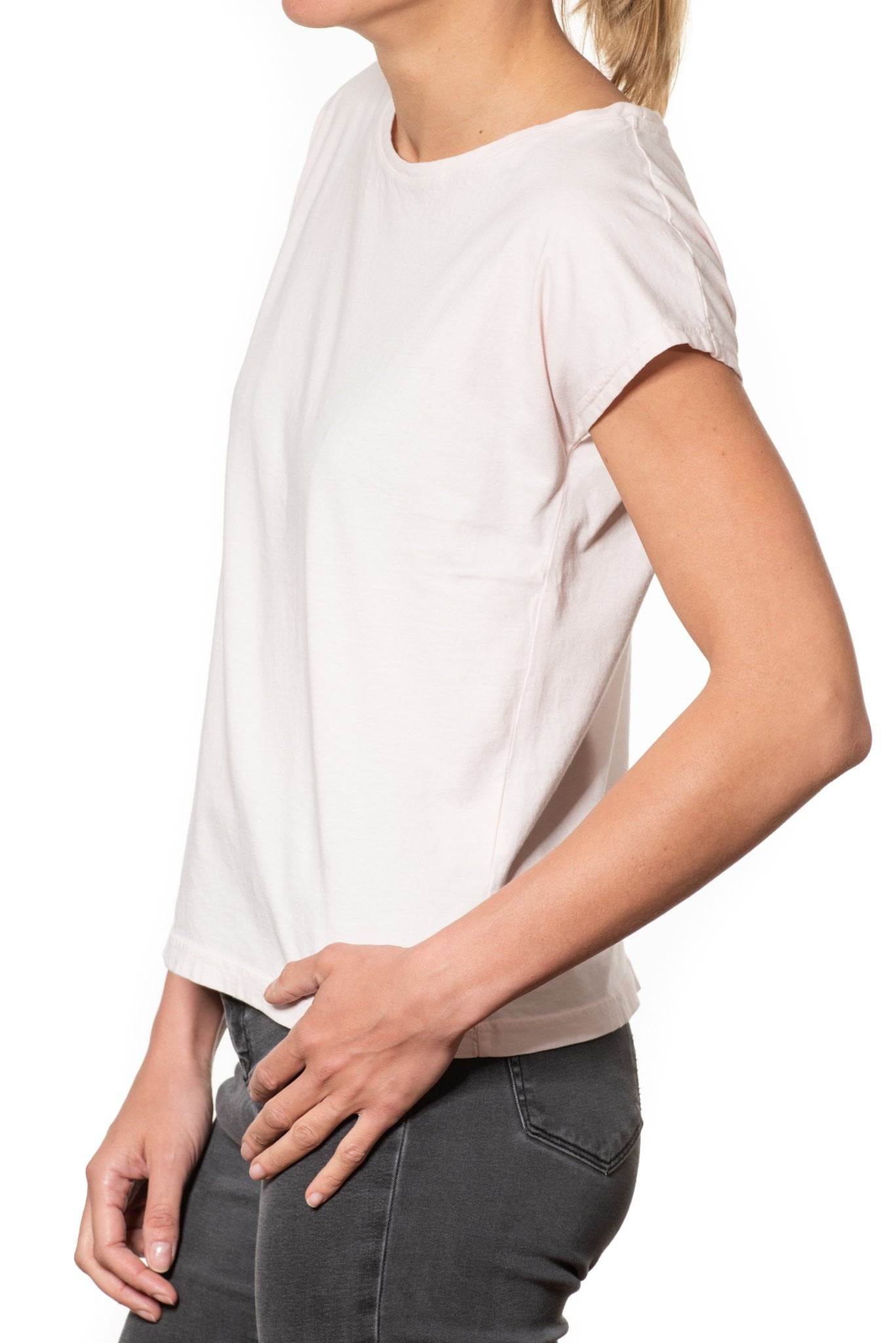 T shirt coton bio eco responsable femme col rond evase manche courte forme ajustée rose pale uni suny