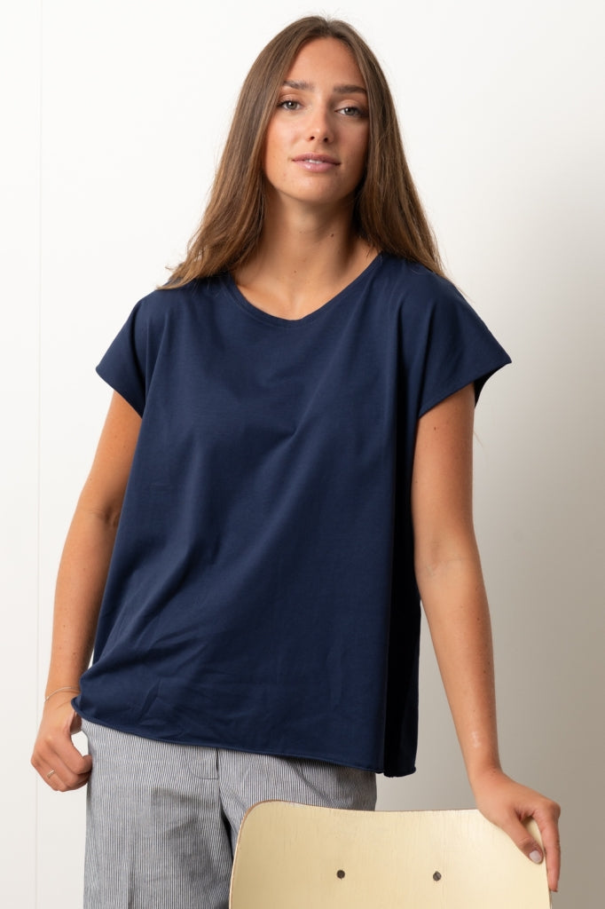 Tee-shirt ROCKY Suny marine foncé – coton bio GOTS, coupe loose, col rond, coupé bord franc