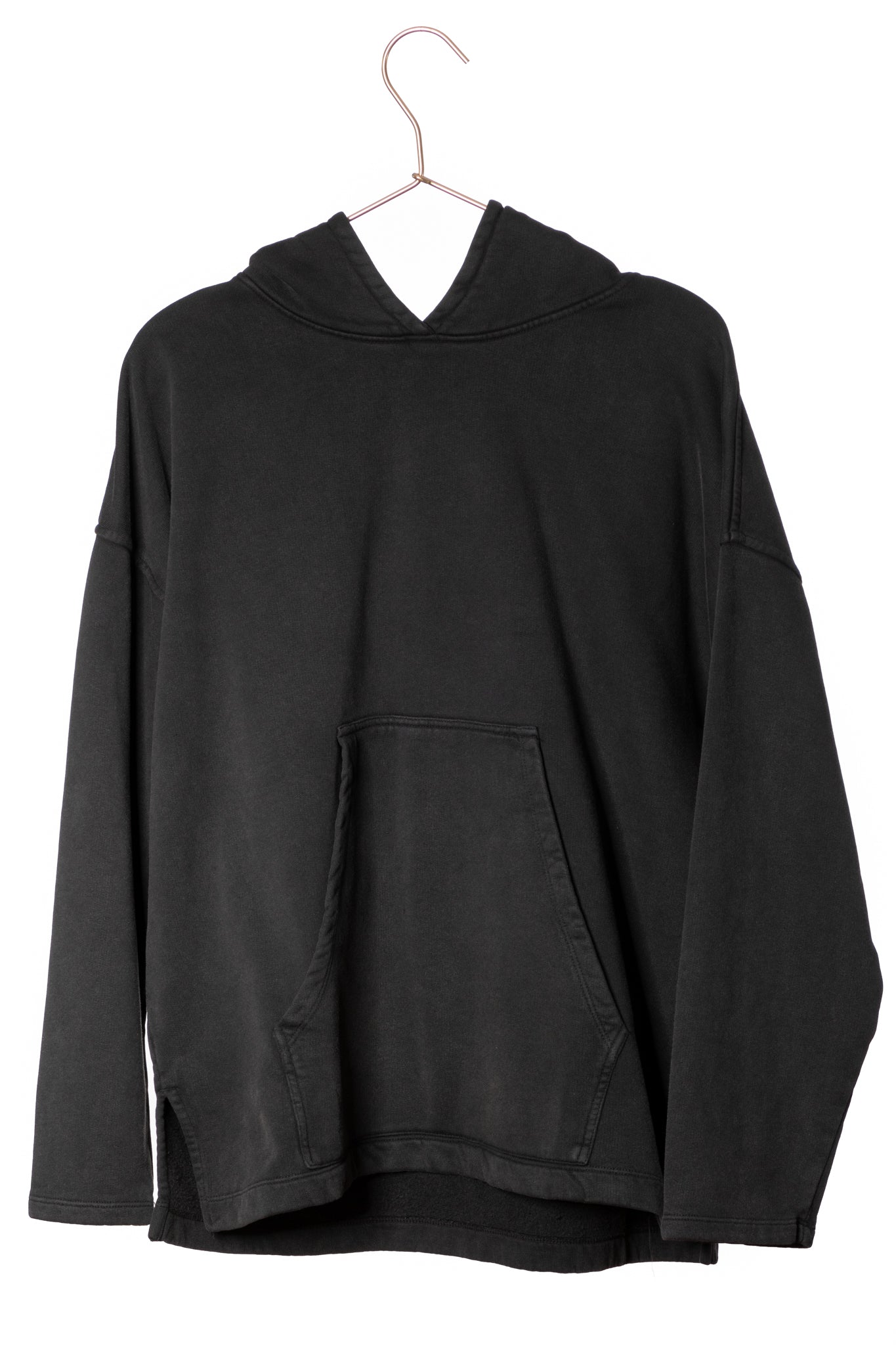 Sweat capuche femme coton bio certifié GOTS hoodie en molleton bio oversize vareuse noir vieilli, noir délavé, noir fade out, noir gris
