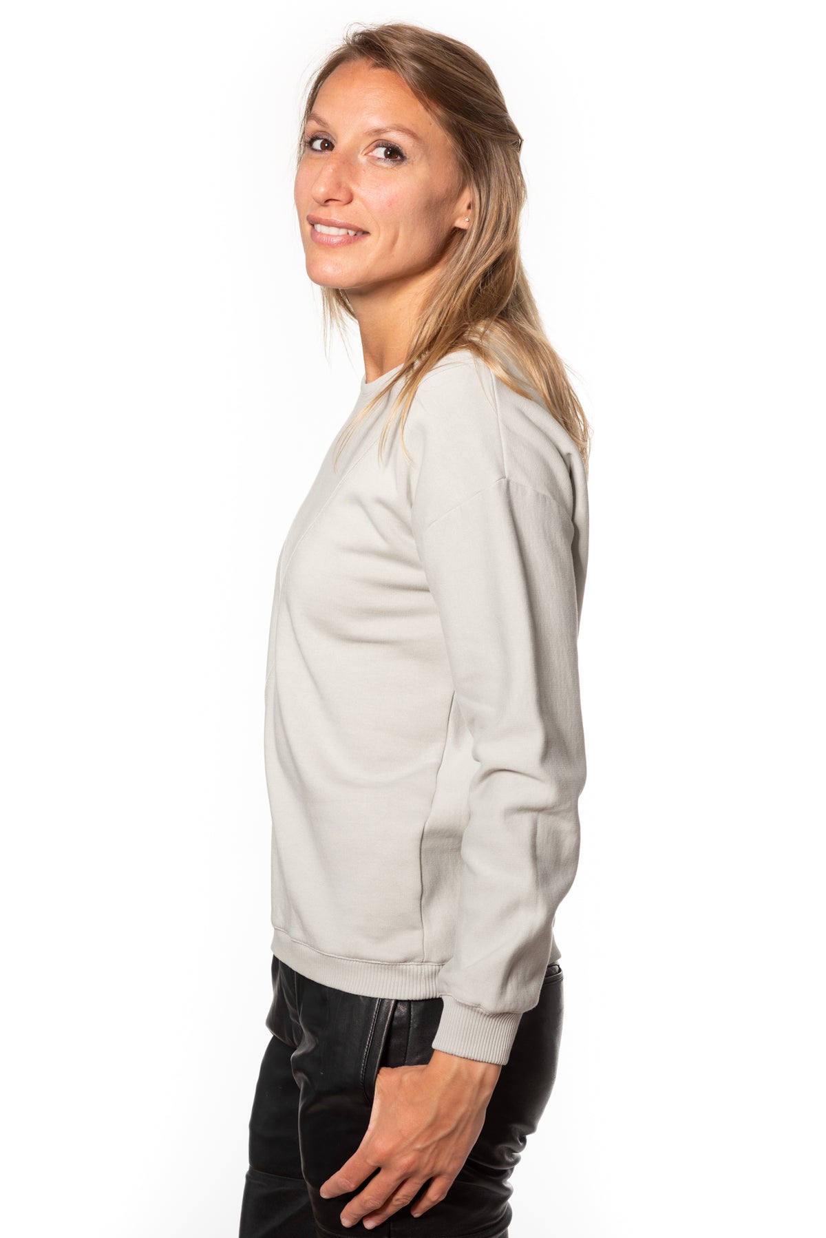 Pull sweat ajusté col rond pour femme en coton bio GOTS eco responsable marque suny gris clair vert sauge